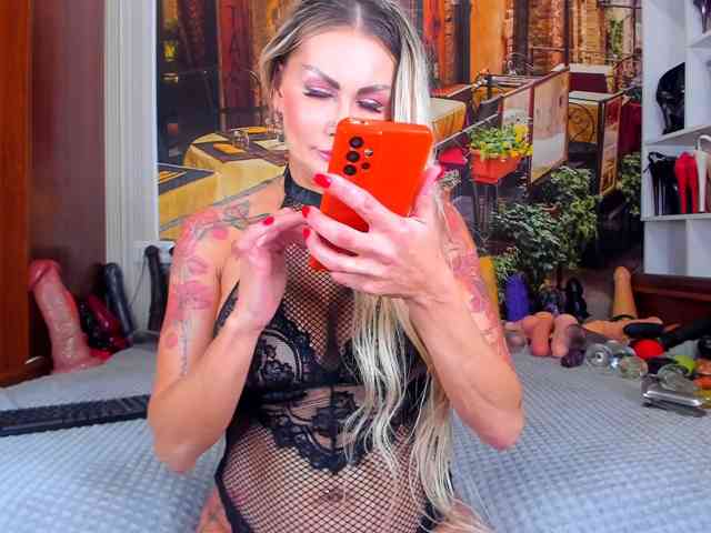 NikkaHotX webcam