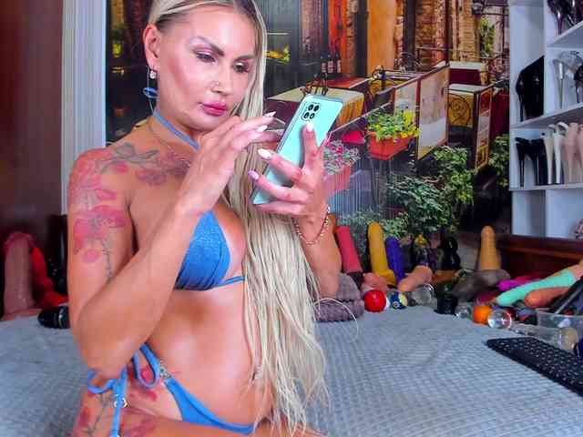 NikkaHotX webcam