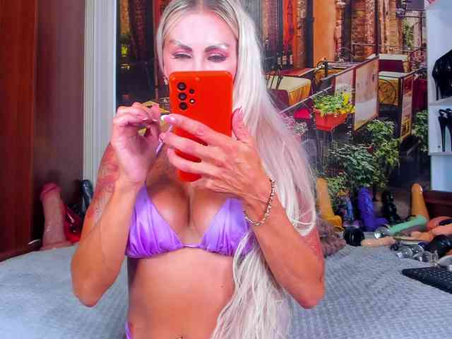 NikkaHotX webcam