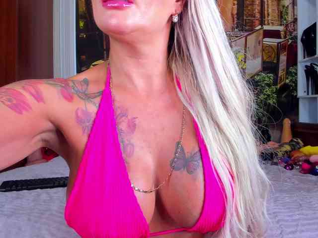NikkaHotX webcam