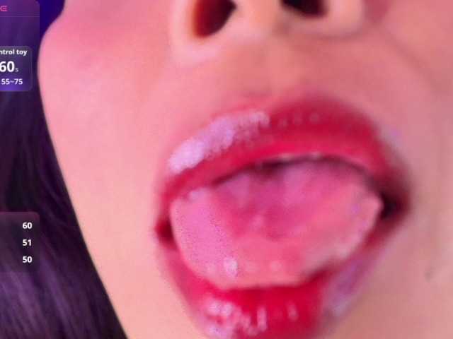 MilfSharoon — live female cam