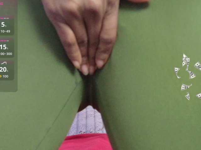MilfSharoon live webcam show