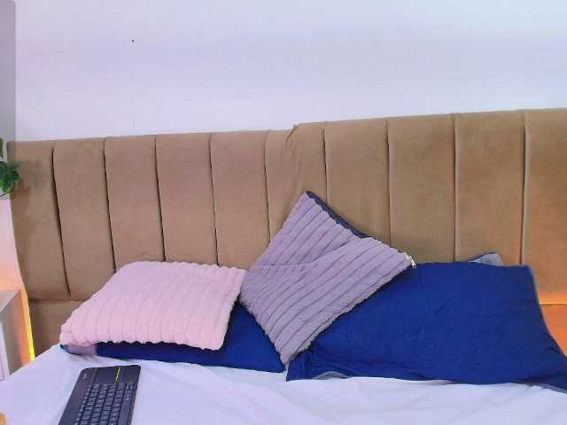 MilfSharoon live cam on BongaCams