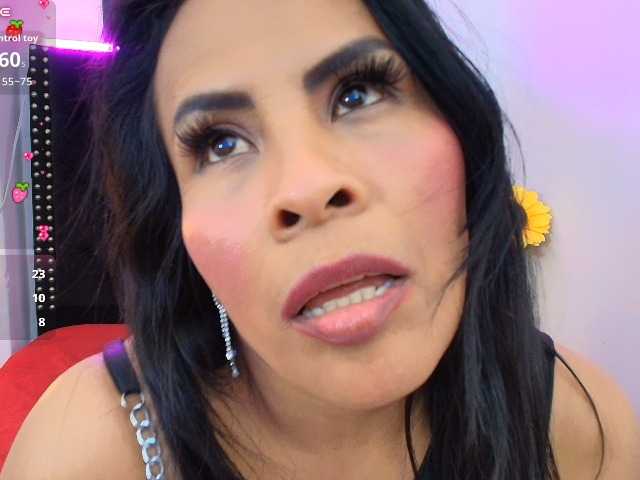 MilfSharoon live cam on BongaCams