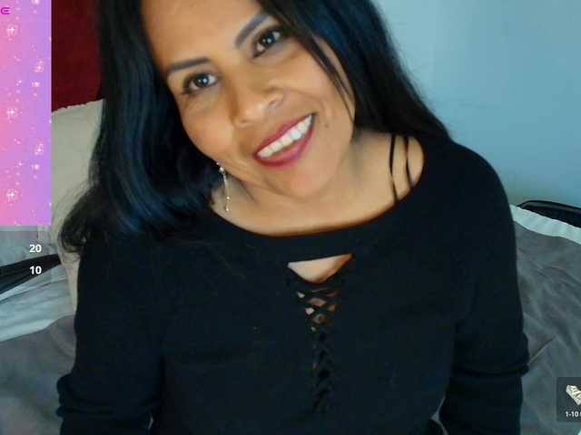 MilfSharoon live cam on BongaCams