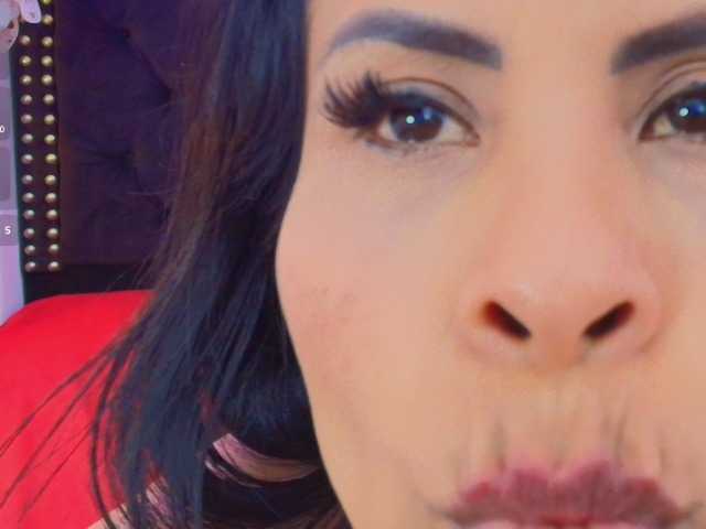 MilfSharoon live cam on BongaCams