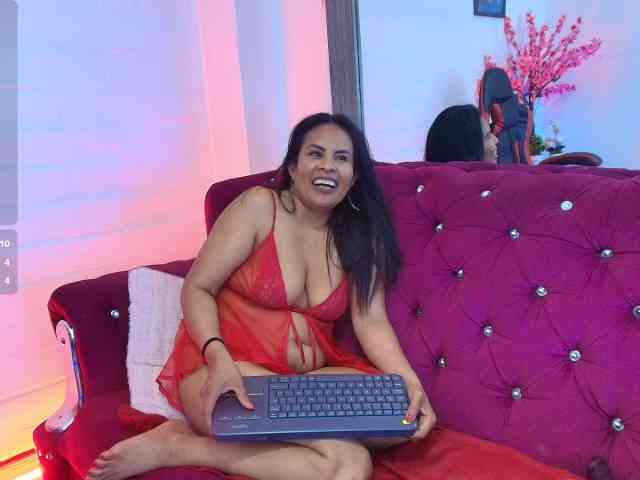 MilfSharoon webcam