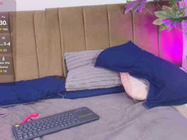 MilfSharoon webcam
