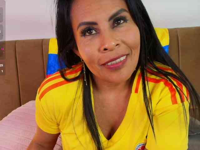 MilfSharoon webcam
