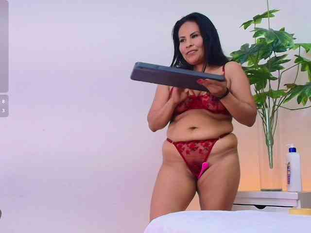MilfSharoon webcam
