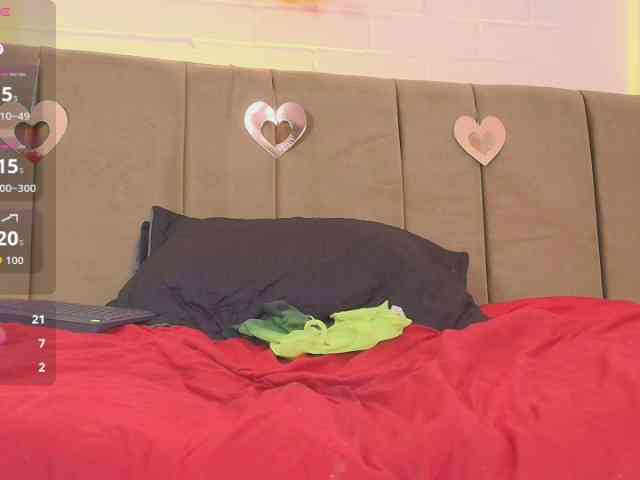 MilfSharoon webcam
