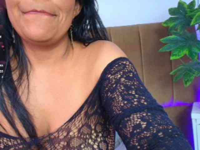 MilfSharoon webcam