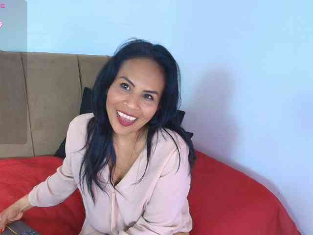 MilfSharoon webcam