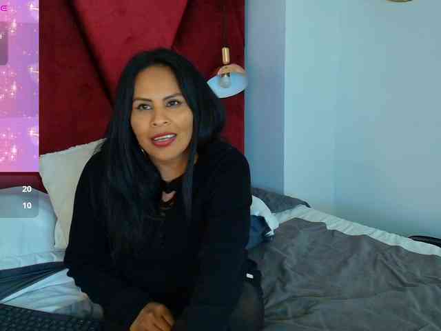 MilfSharoon webcam