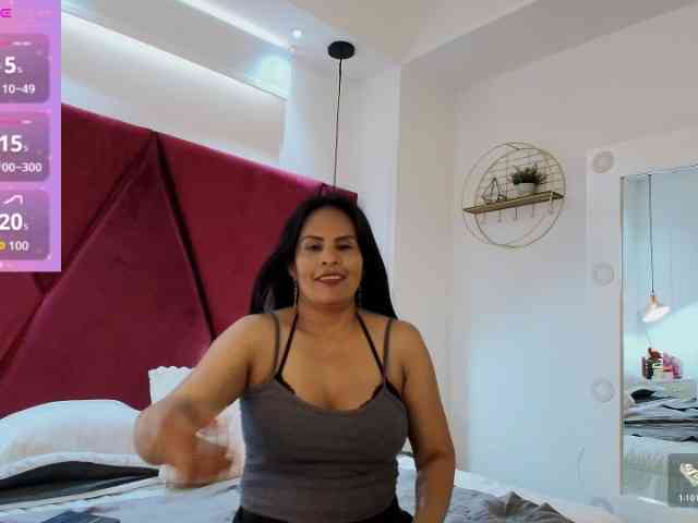 MilfSharoon webcam