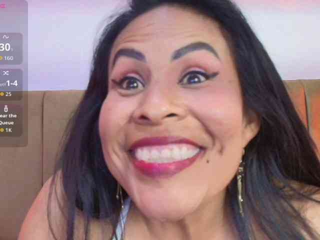 MilfSharoon webcam