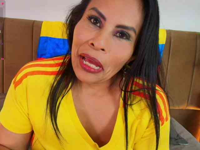 MilfSharoon webcam