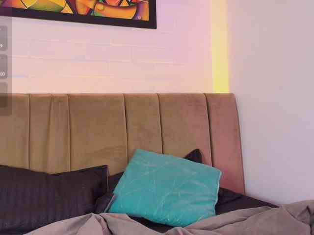 MilfSharoon webcam
