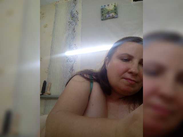 Ogonek37 live cam
