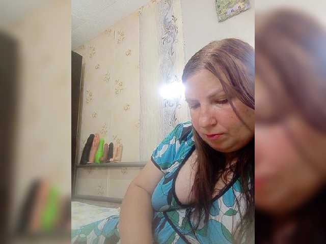 Ogonek37 live cam on BongaCams