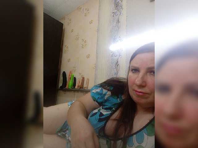 Ogonek37 live cam on BongaCams