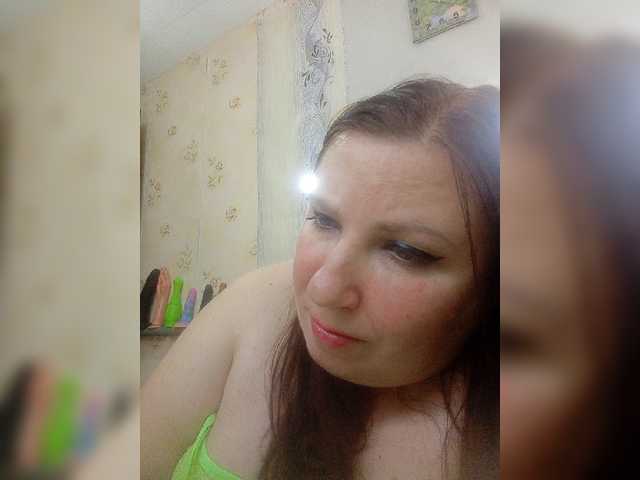 Ogonek37 live cam on BongaCams