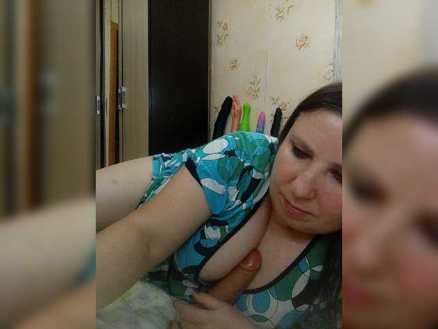 Konfetka80 live cam preview