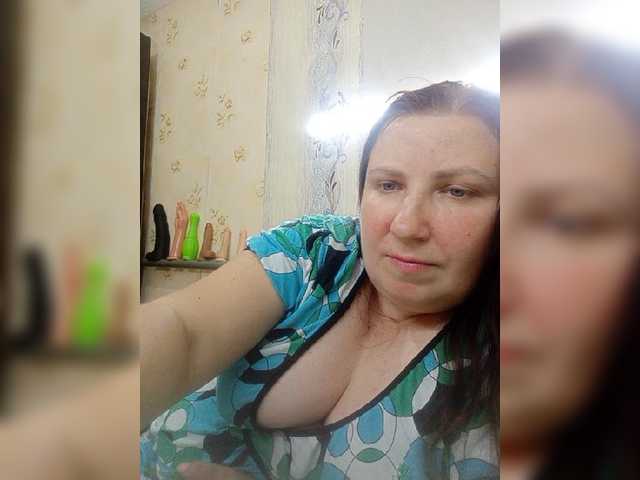 Ogonek37 live cam on BongaCams