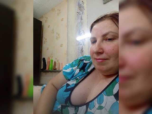 Ogonek37 live cam on BongaCams