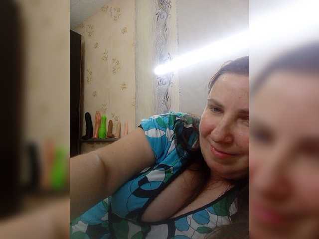 Ogonek37 live cam on BongaCams