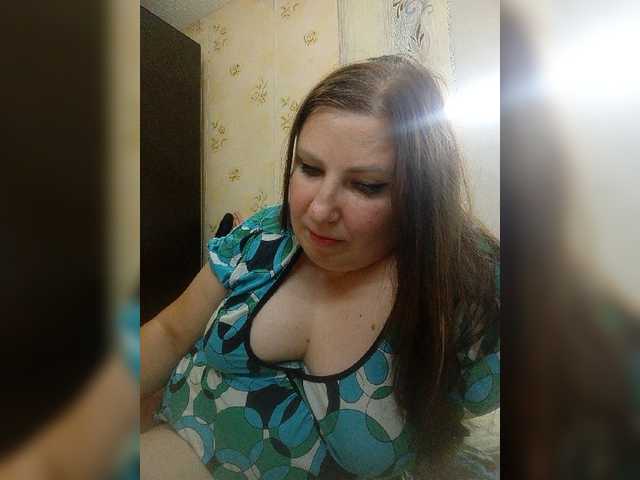 Ogonek37 live cam on BongaCams