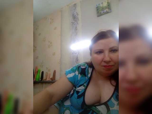 Ogonek37 live cam on BongaCams