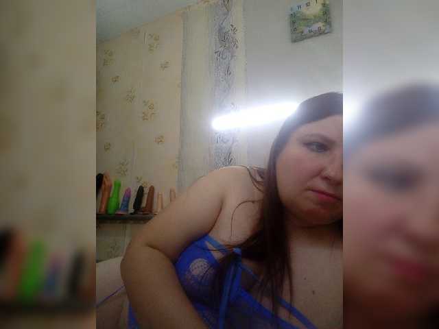 Konfetka80 live cam preview