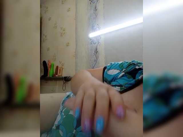 Ogonek37 live cam on BongaCams