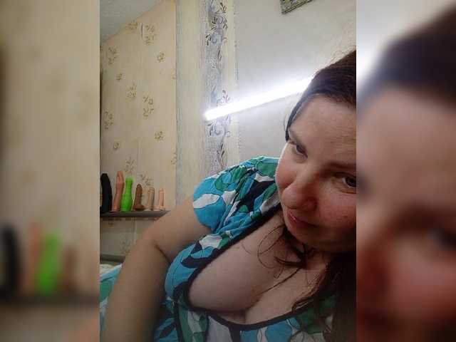 Konfetka80 live webcam show