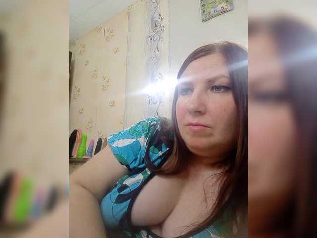 Ogonek37 live cam on BongaCams
