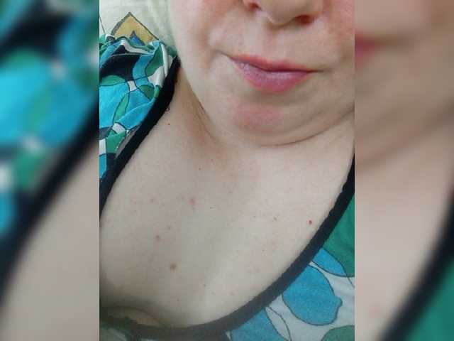 Konfetka80 live webcam show