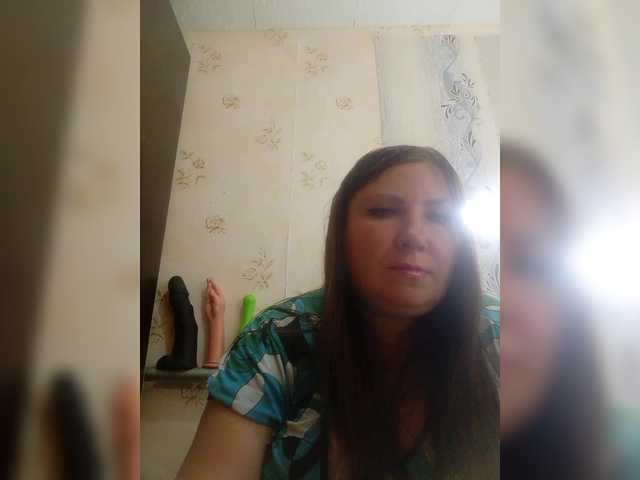 Ogonek37 live cam on BongaCams
