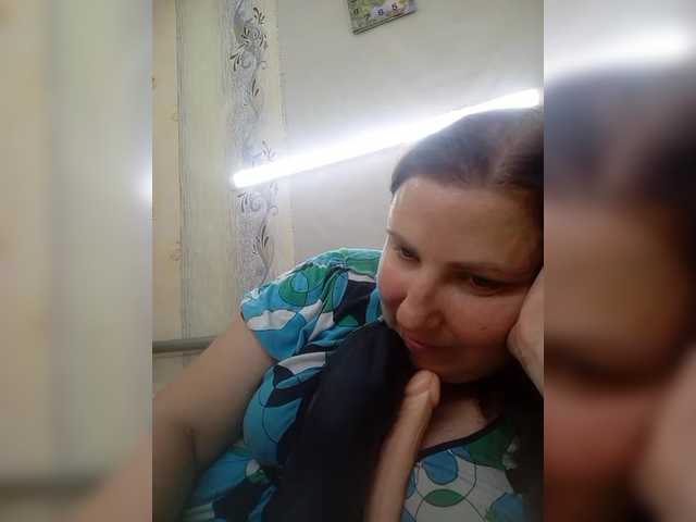 Ogonek37 live cam on BongaCams