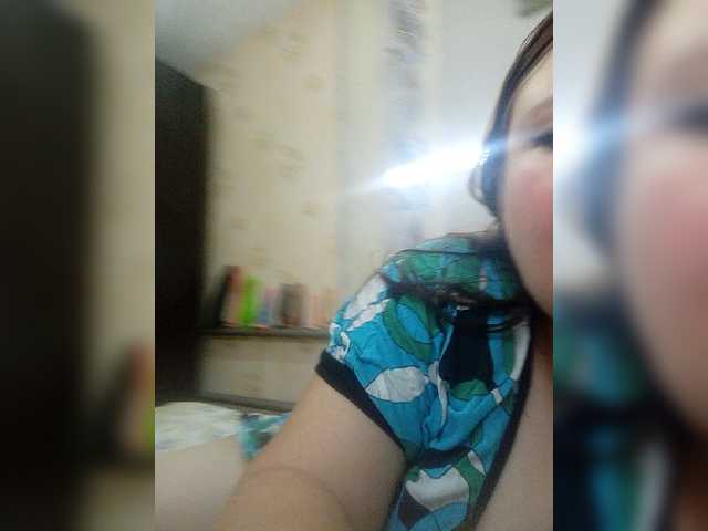 Ogonek37 live cam on BongaCams