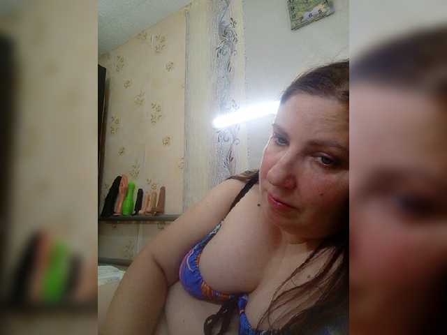Ogonek37 live cam on BongaCams