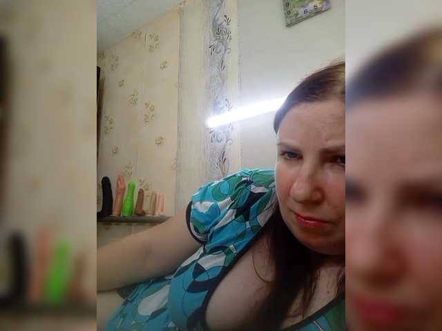 Konfetka80 live webcam show
