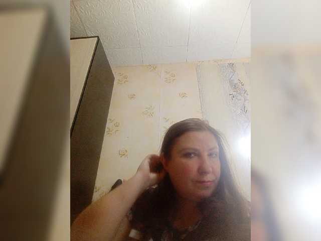 Konfetka80 — live female cam