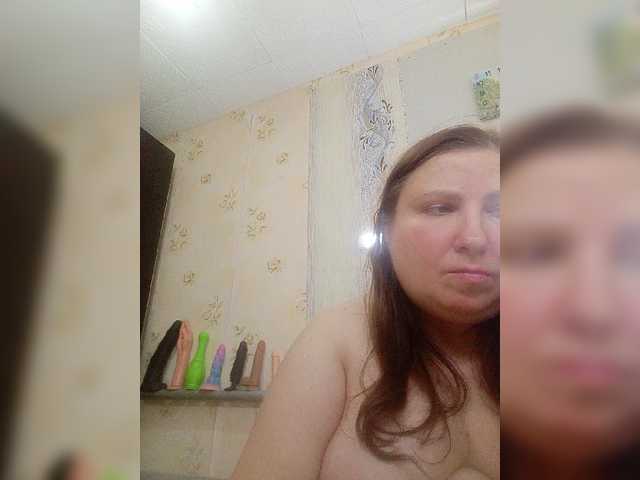 Konfetka80 — live female cam