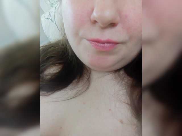 Konfetka80 — live female cam