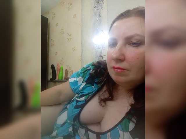 Ogonek37 live cam on BongaCams