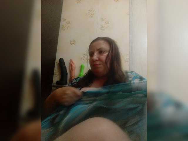 le modèle Konfetka80 est en webcam porno dans un show sur le site bongacams, il possède les tags suivants: White/Caucasian,Redhead,Shaved