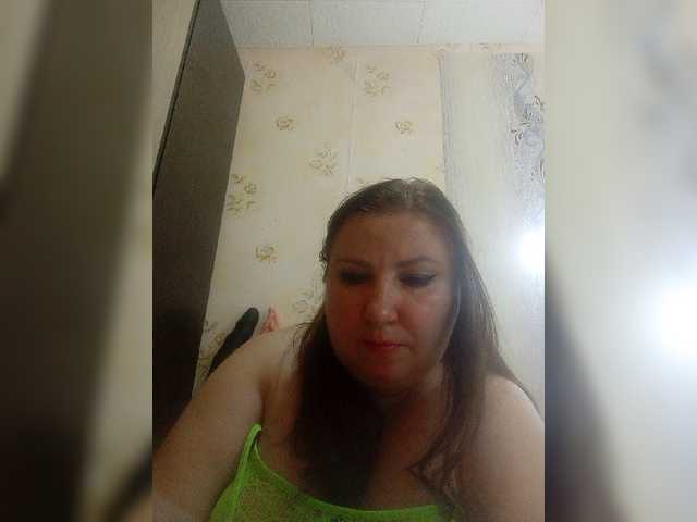 Konfetka80 live cam preview