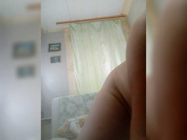 Ogonek37 live cam on BongaCams