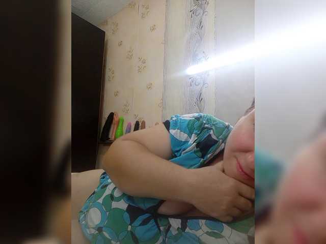 Ogonek37 live cam on BongaCams